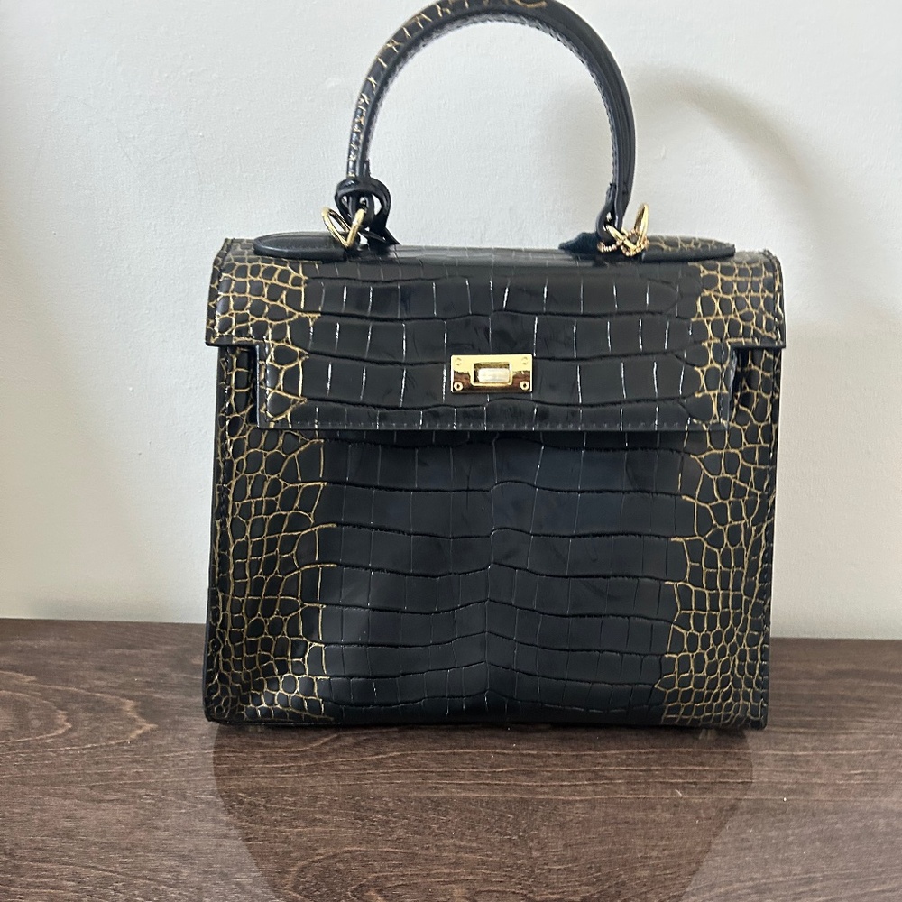 Black croc bag with gold lift